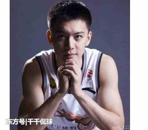 球员评“CBA第一帅”，李春江也上榜，但是投这个人应该没人质